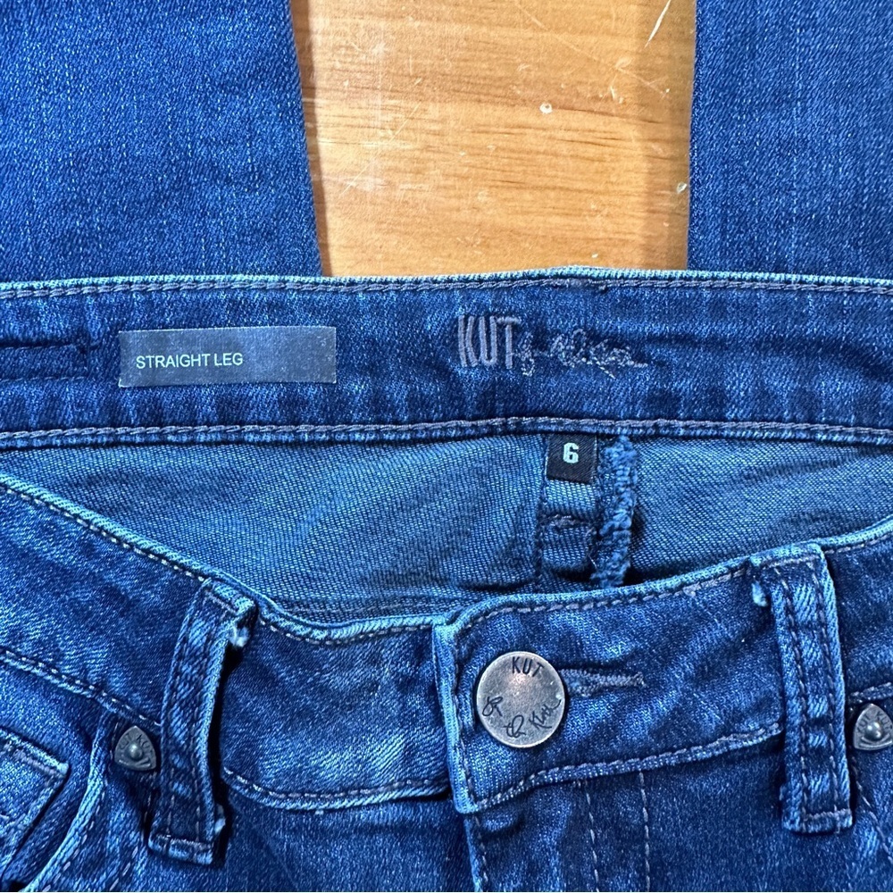 Kut from the Kloth Dark Blue Straight Leg Jeans - Size 6 - Picture 9 of 12